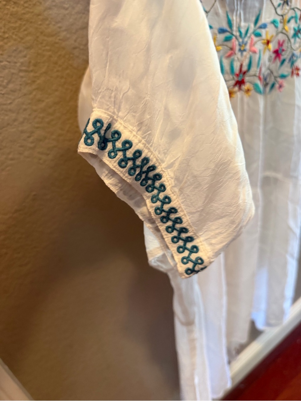 Johnny Was Large Embroidered Cupra Rayon Blouse White Floral Bird Boho Tunic Top - Picture 4 of 5